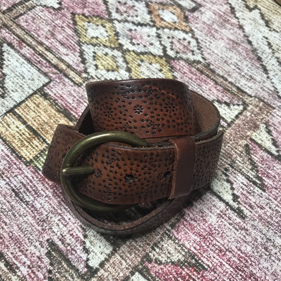 Tooled Floral Leather Brown Belt Gold Brass Circular Buckle Boho Rustic - Picture 4 of 7